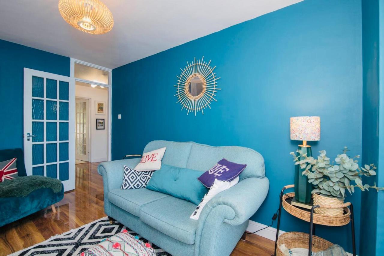Aston Henry James Stunning One Bedroom Apartment In Royal Γουίνσδορ Εξωτερικό φωτογραφία