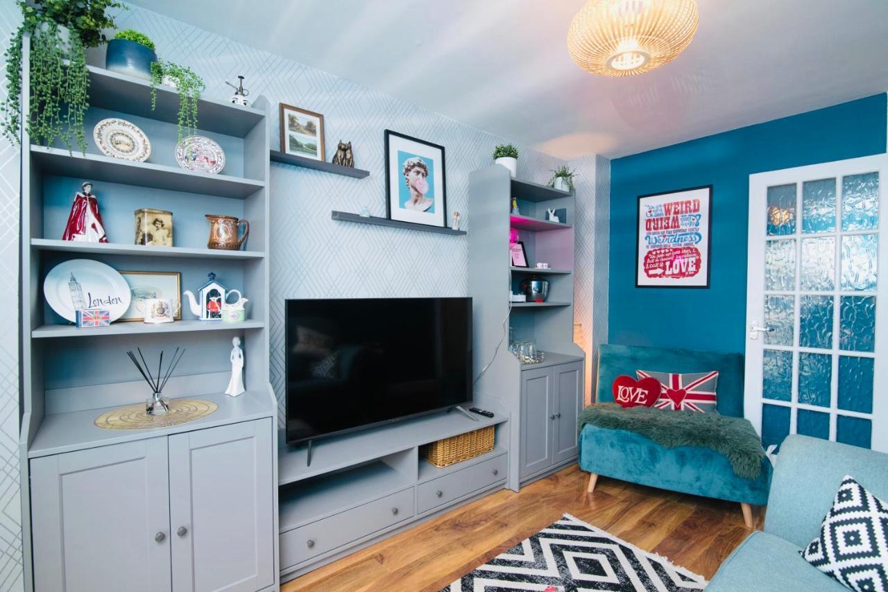 Aston Henry James Stunning One Bedroom Apartment In Royal Γουίνσδορ Εξωτερικό φωτογραφία